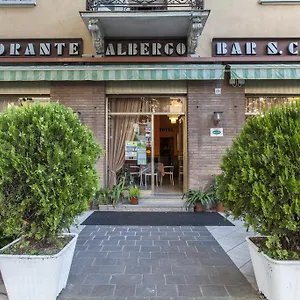 hotel-ristorante-san-carlo.emilia-romagnahotels.net/